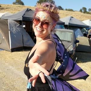 Meet your Posher, Stasha